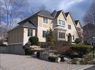 17 King Arthur Ct, New City, NY 10956