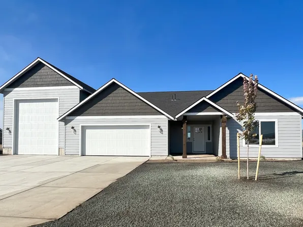 Powderhorn Bay w/ RV Bay in Hollice Woods Plan, Daum Construction at Hollice Woods