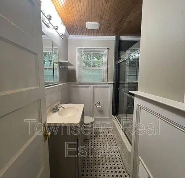 508 Huske St — Photo 14