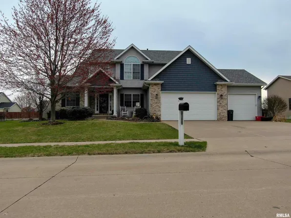 2735 Julie Lane Ct, Davenport, IA 52807