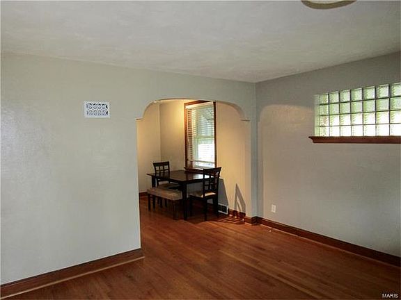 5th image of 5537 Dugan Ave