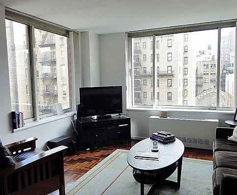 Rented by Boulevard Residentials | media 25