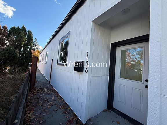 2nd image of 1324-1326 W Dalke Ave