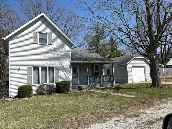 201 E North St, Saybrook, IL 61770