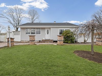 186 Westwood Drive, Brentwood, NY, 11717