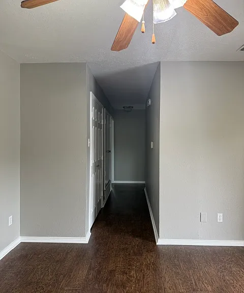 558 Power Dr — Photo 5