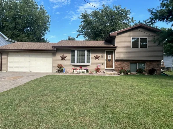 202 Laurie Cir, Neola, IA 51559