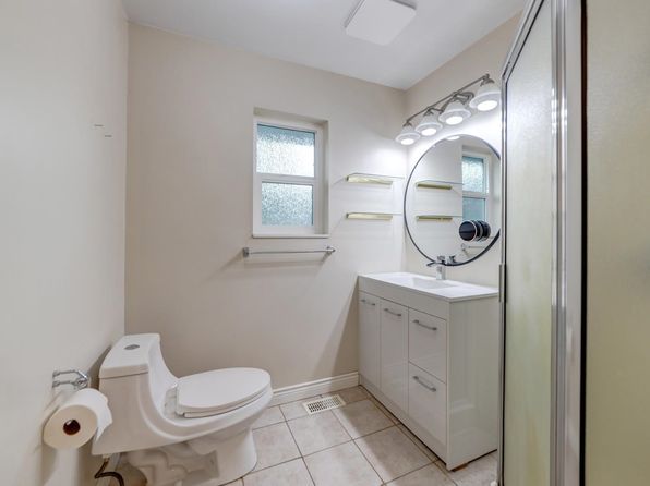 3 bedroom rental in Delta — photo 15