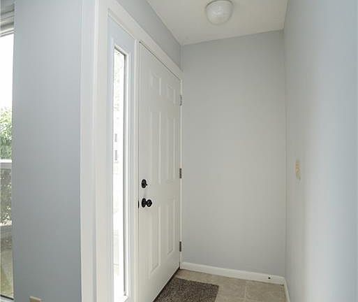 3rd image of 2872 Foxwood Ct #67