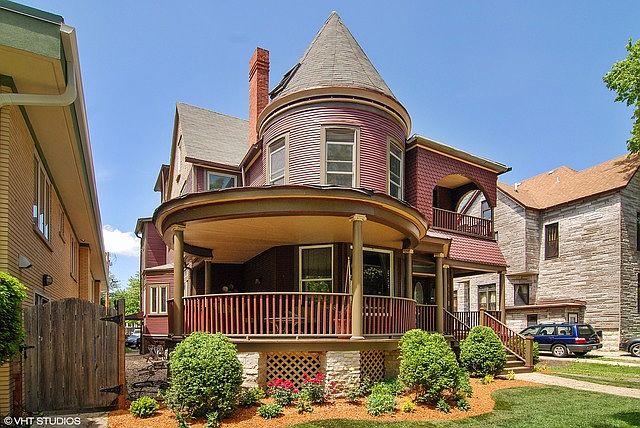 1st image of 237 S Oak Park Ave