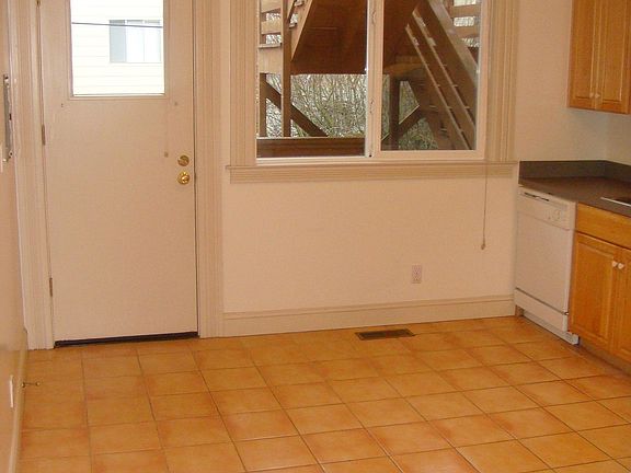 4th image of 3334 22nd St APT B