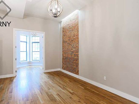 3rd image of 906 Greene Ave #107