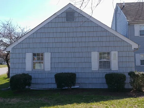 1401 Wendfield Dr #101, Virginia Beach, VA 23453