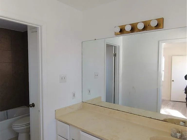 13353 Water Oak Ln #A — Photo 11