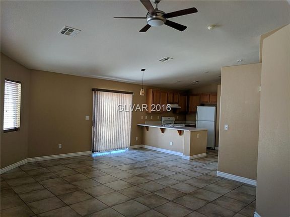 3rd image of 6114 Magic Mesa St