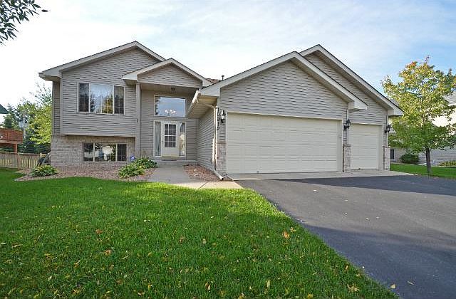 1st image of 10912 Fox Hollow Ln N