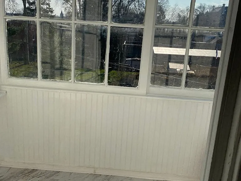 314 W Lemon St — Photo 12