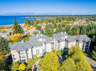 1325 Cape Cod Dr #204A, Parksville, BC V9P2Y8