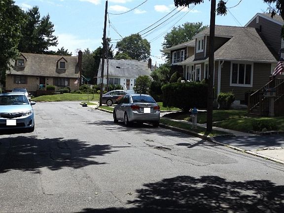 4th image of 1967 Russell Ct