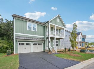 129 E Harbor Dr, Dawsonville, GA 30534