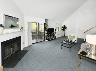 1603 Faulkner Ct, Mahwah, NJ 07430