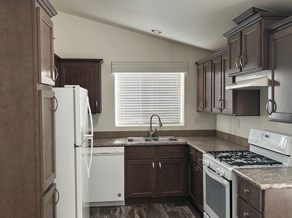17700 S Western Ave Spc 8