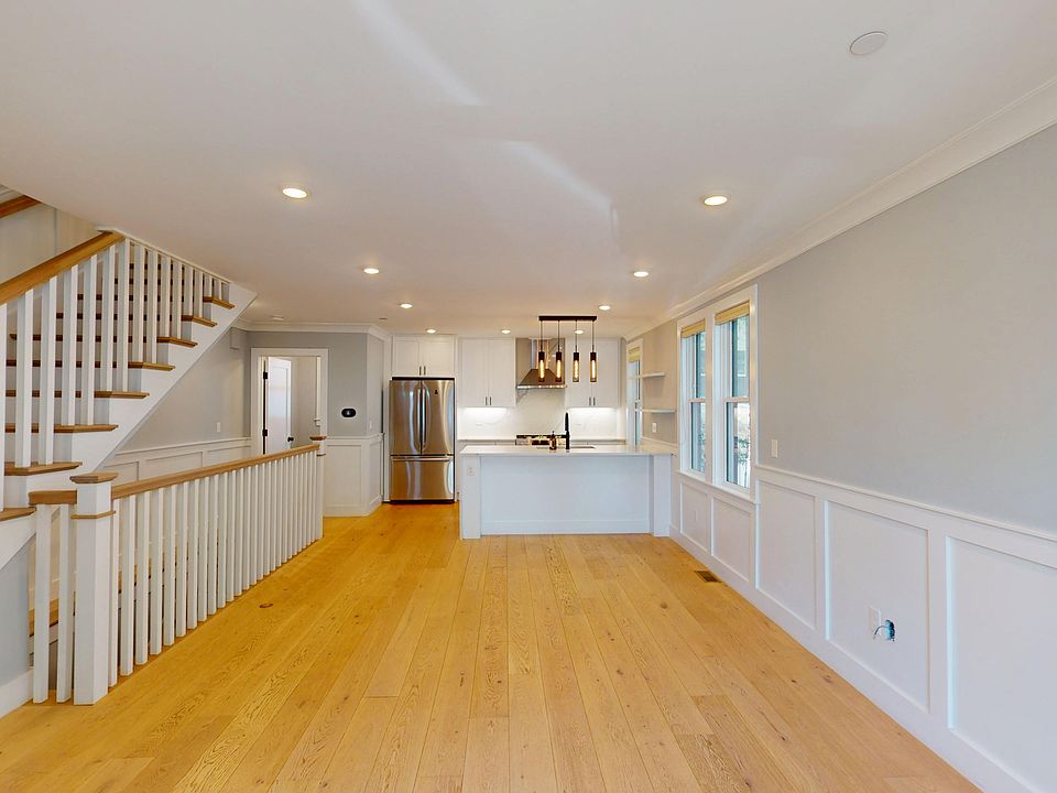 1st image of 83 Alpine St Unit 3