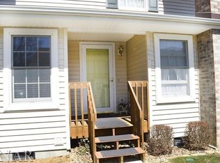 903 N Linden St APT 221, Normal, IL