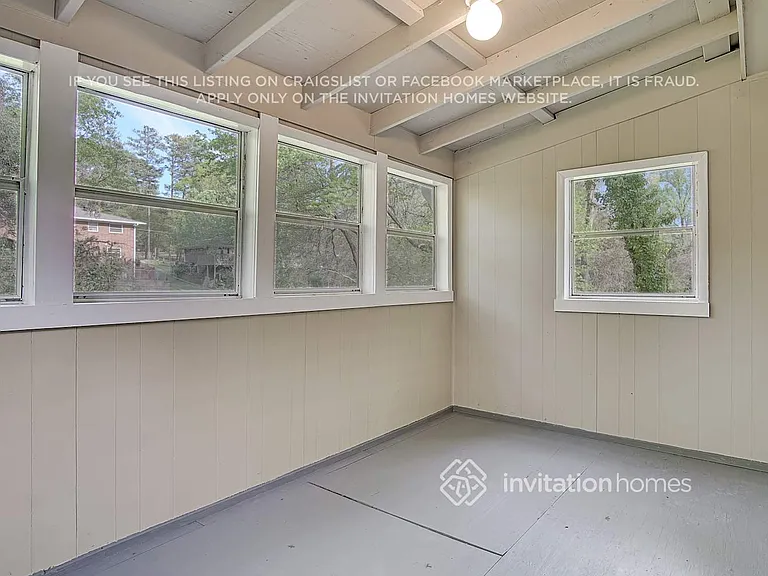 1690 Camperdown Cir — Photo 24