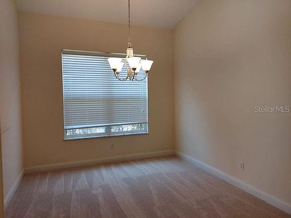 4th image of 10 VILLAGE VIEW WAY