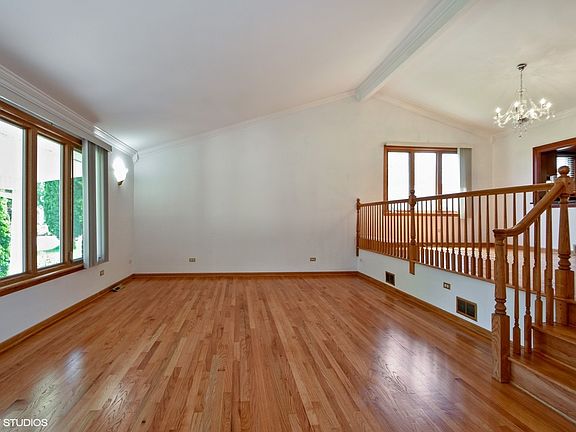 5th image of 12055 Lake View Dr