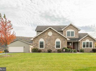 108 Stonefield Ln, Spring Mills, PA 16875