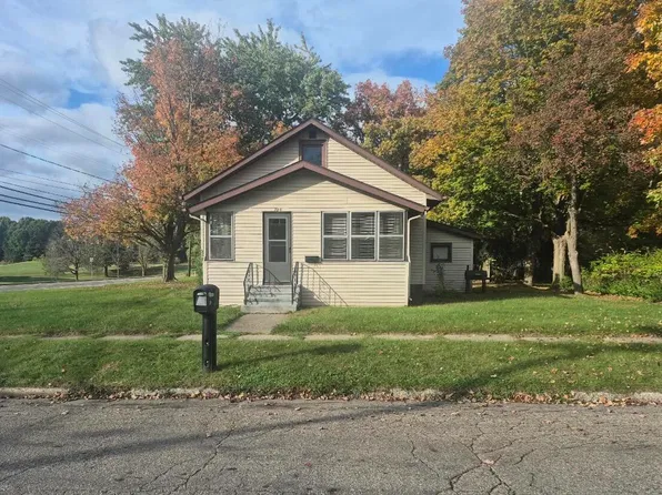 208 Roosevelt Ave W, Battle Creek, MI 49037