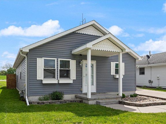 3rd image of 2515 Pavich Dr