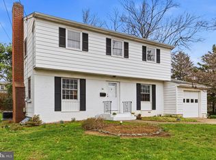 26 Lawnside Dr, Lawrence Township, NJ 08648
