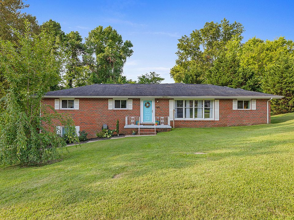 1st image of 3402 Myra Ave