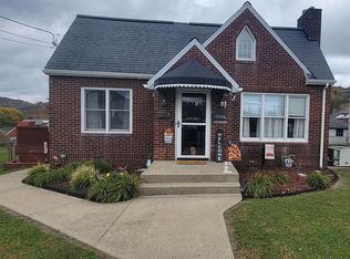 2206 Pride Ave, Clarksburg, WV 26301