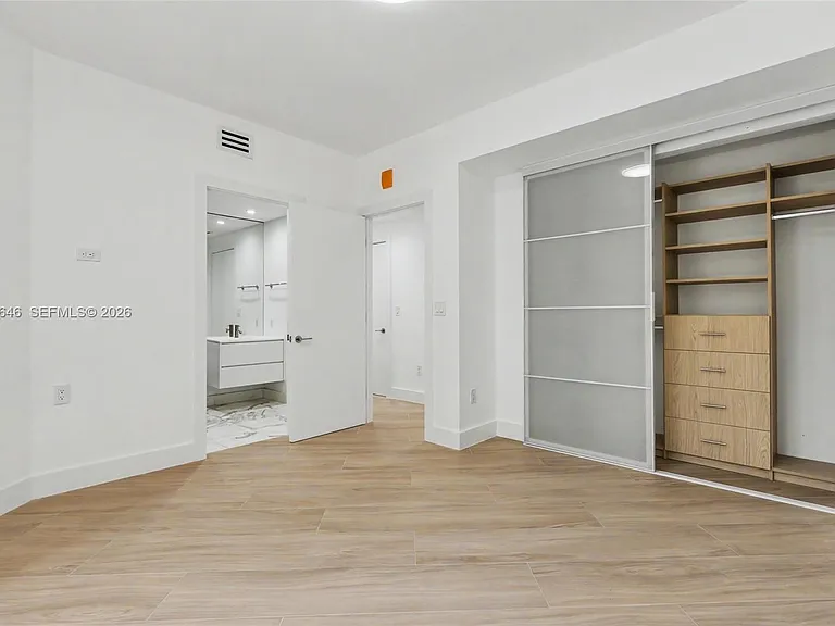 731 Crandon Blvd #208 — Photo 32