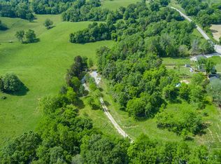 554 S Young St, Sparta, TN 38583