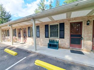 5104 Fairfield Rd ROOM 6, Fairfield, PA 17320