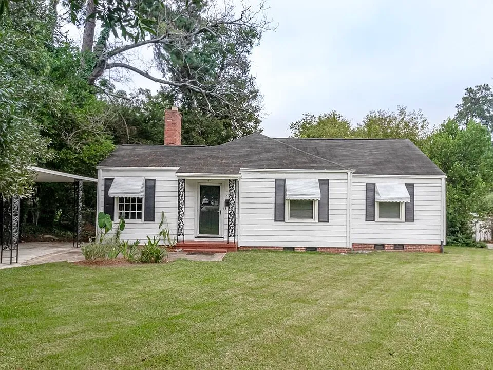 1716 King Woods Dr
