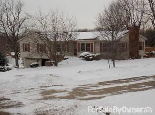 590 Walnut Dr N, Mansfield, OH 44904