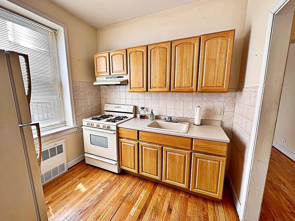 1st image of 1360 64th St #2R