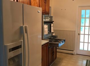 14021 Roanoke St, Woodbridge, VA 22191