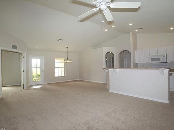3rd image of 1307 SW 32nd Ter