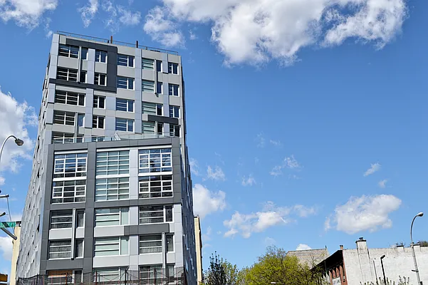 Rented by Bold New York | media 96