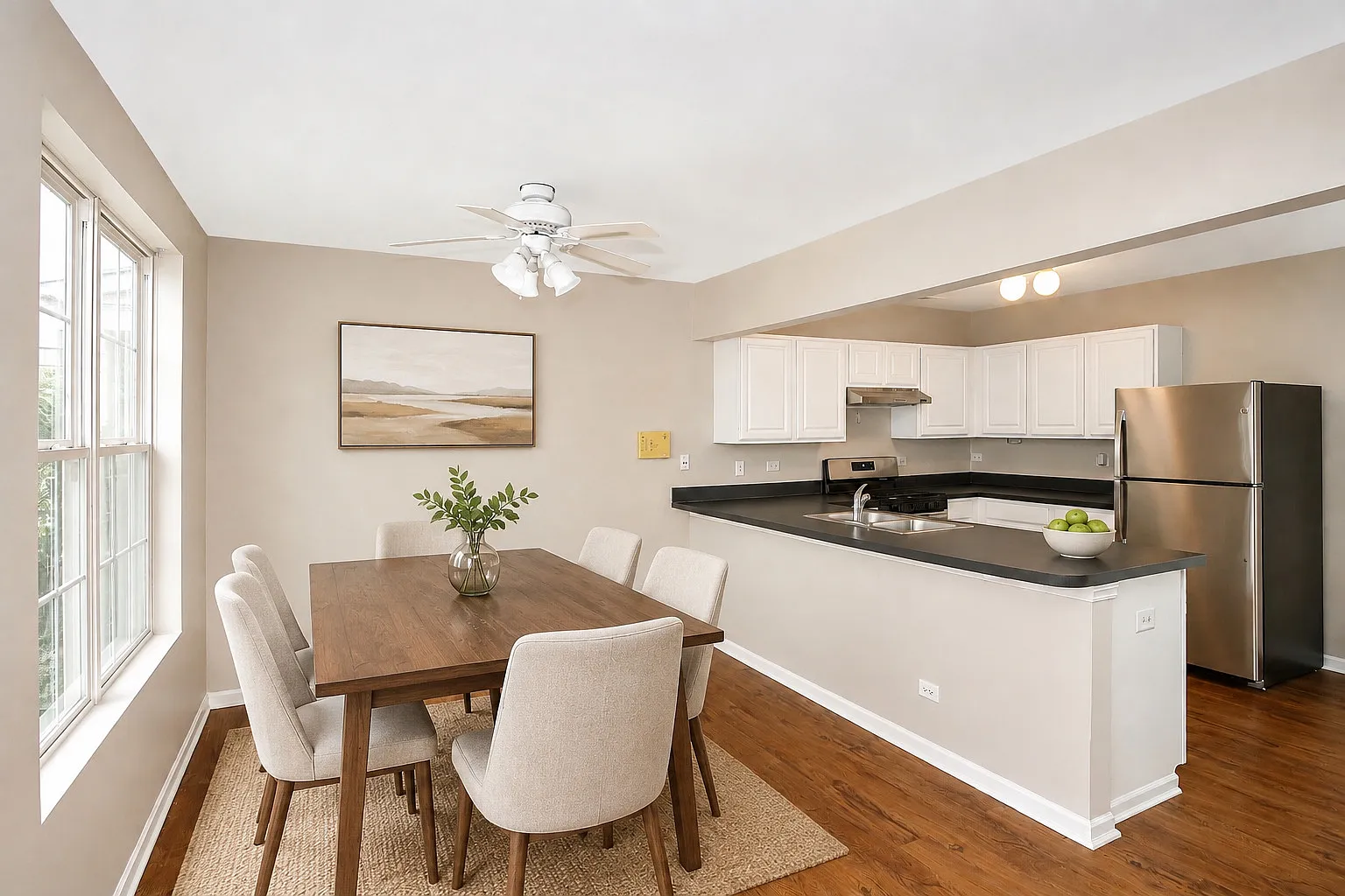 3 bed, 2.5 bath, 1736 sqft, $2,450 — Photo 4