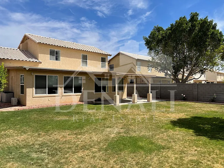 16247 W Jackson St — Photo 24