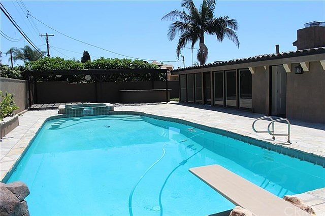 2nd image of 9251 Gainford St