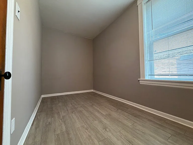 3631 S Hermitage Ave #2 — Photo 9